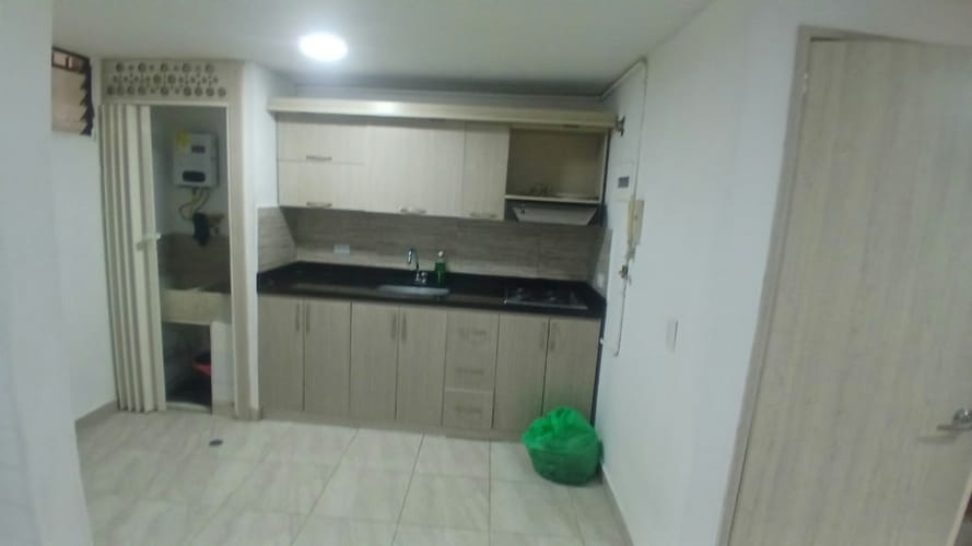 Apartamento de 1 alcoba en arriendo en Laureles, Medellín, 58 m² · foto 6 de 7