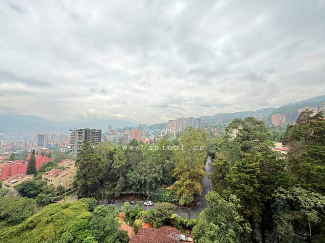 Apartamento de 3 alcobas en arriendo en Las Lomas, Medellín, 280 m² · foto 5 de 24
