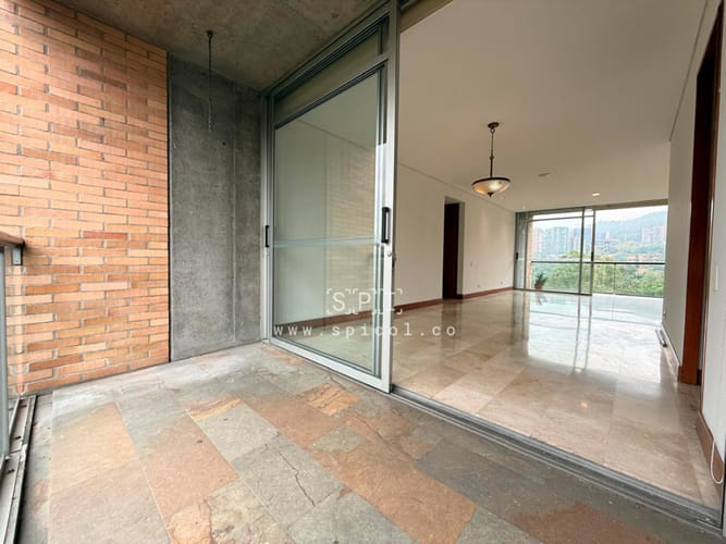 Apartamento de 3 alcobas en arriendo en Las Lomas, Medellín, 280 m² · foto 6 de 24