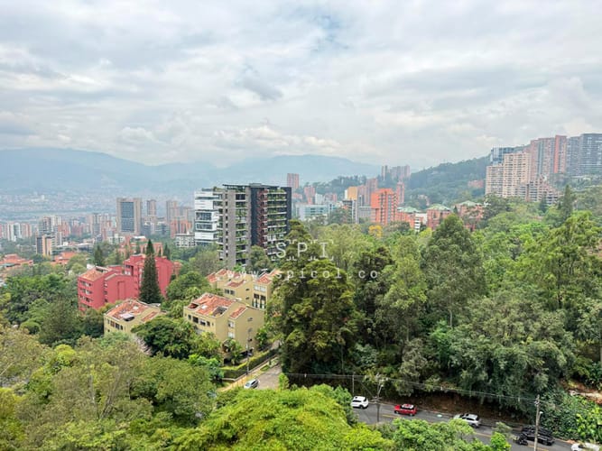 Apartamento de 3 alcobas en arriendo en Las Lomas, Medellín, 280 m² · foto 7 de 24
