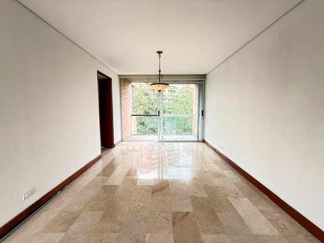 Apartamento de 3 alcobas en arriendo en Las Lomas, Medellín, 280 m² · foto 17 de 24