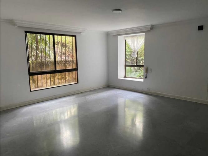 Apartamento de 3 alcobas en venta en Arboledas, Cali, 300 m² · foto 8 de 24