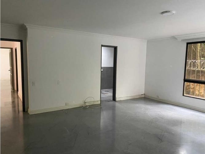 Apartamento de 3 alcobas en venta en Arboledas, Cali, 300 m² · foto 9 de 24