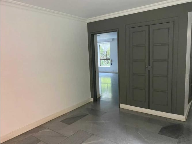 Apartamento de 3 alcobas en venta en Arboledas, Cali, 300 m² · foto 15 de 24