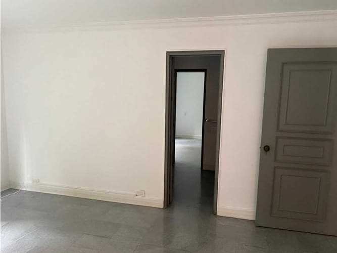Apartamento de 3 alcobas en venta en Arboledas, Cali, 300 m² · foto 19 de 24