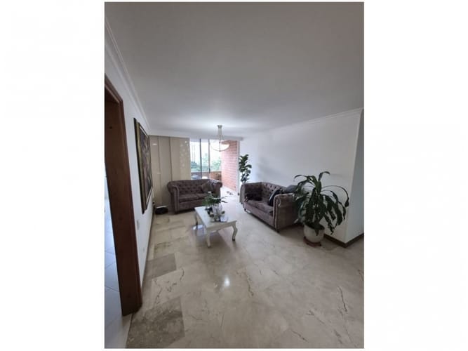 Apartamento de 3 alcobas en venta en Laureles, Medellín, 108 m² · foto 5 de 19