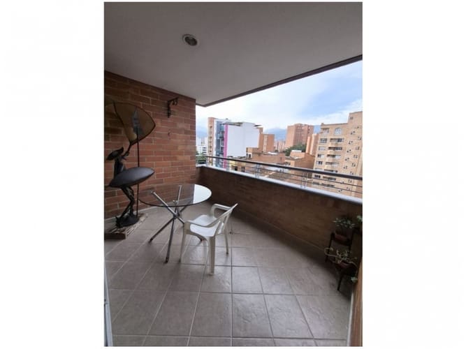 Apartamento de 3 alcobas en venta en Laureles, Medellín, 108 m² · foto 6 de 19