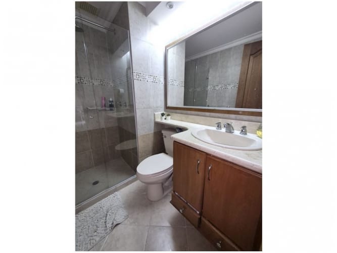 Apartamento de 3 alcobas en venta en Laureles, Medellín, 108 m² · foto 16 de 19