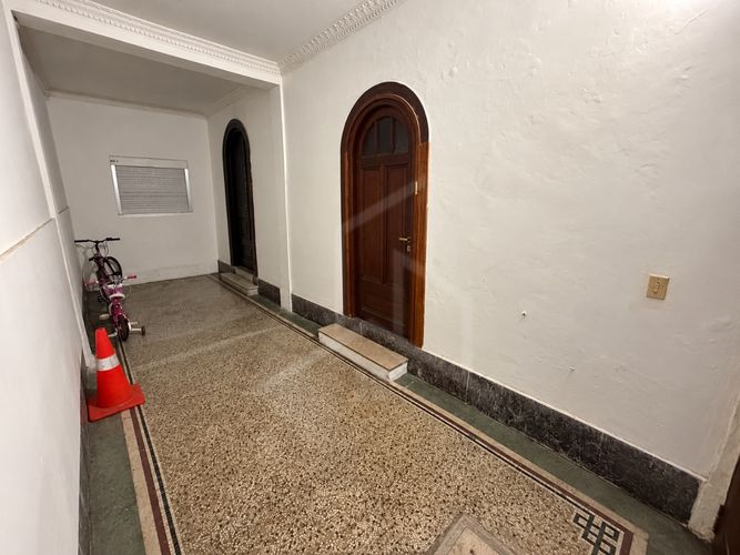 Alquiler Apartamento 3 dormitorios en Barrio Sur con balcón · Foto 2