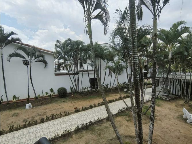 Casa de 5 alcobas en venta en Pasoancho, Cali, 256 m² · foto 3 de 24