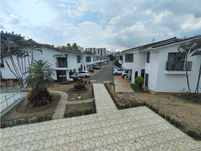 Casa de 5 alcobas en venta en Pasoancho, Cali, 256 m² · foto 8 de 24