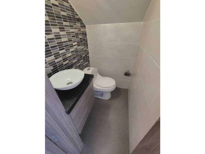 Casa de 5 alcobas en venta en Pasoancho, Cali, 256 m² · foto 17 de 24