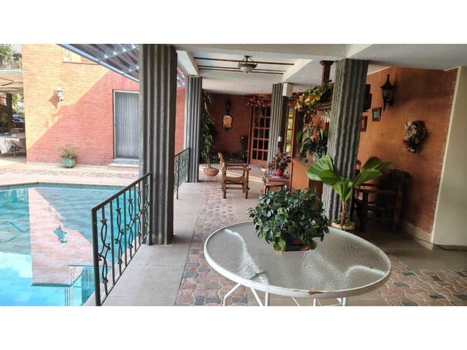 Casa de 7 alcobas en venta en Pance, Cali · foto 5 de 19