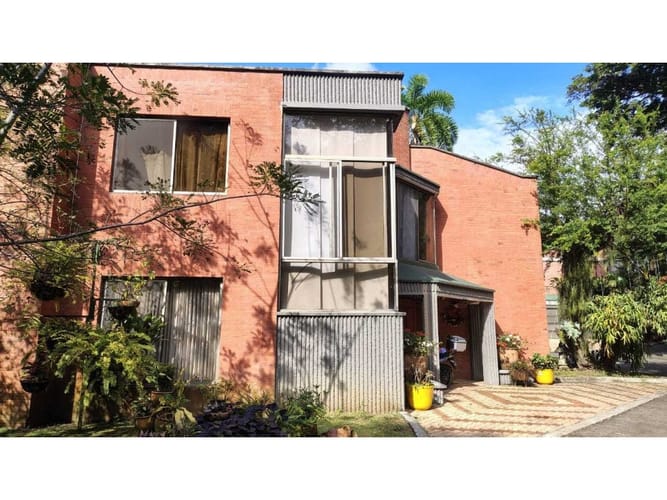 Casa de 7 alcobas en venta en Pance, Cali · foto 10 de 19
