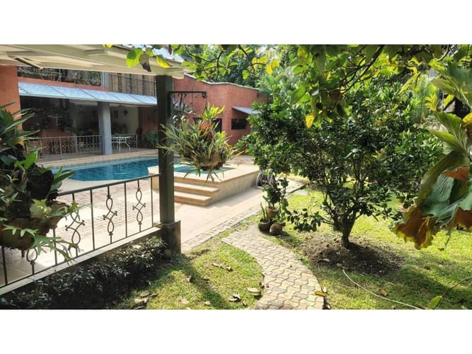 Casa de 7 alcobas en venta en Pance, Cali · foto 11 de 19