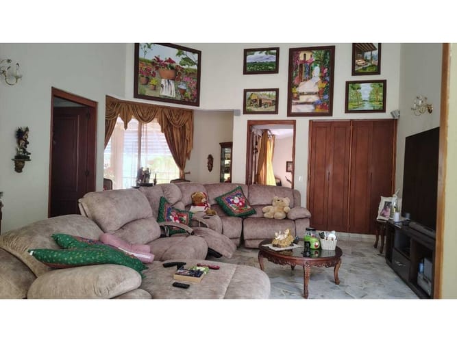 Casa de 7 alcobas en venta en Pance, Cali · foto 14 de 19
