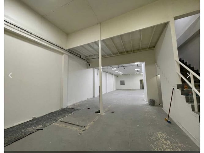 Bodega en venta en San Nicolas, Cali, 380 m² · foto 3 de 19