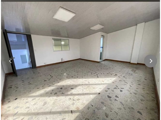 Bodega en venta en San Nicolas, Cali, 380 m² · foto 8 de 19