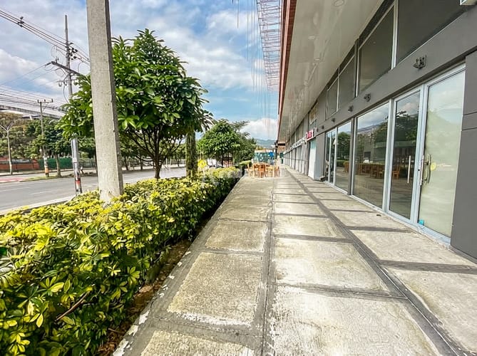 Oficina en arriendo en Naranjal, Medellín, 65 m² · foto 6 de 21