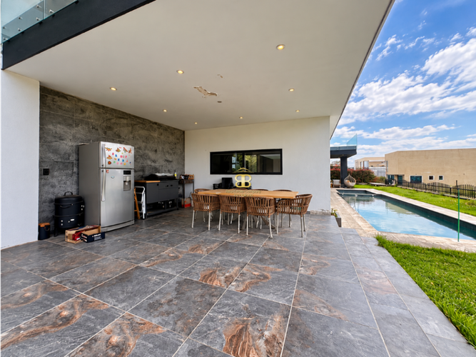 Casa de 6 alcobas en venta en Parcelas, Cota, 780 m² · foto 9 de 23