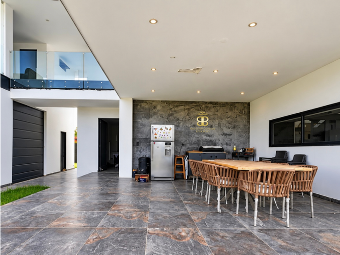 Casa de 6 alcobas en venta en Parcelas, Cota, 780 m² · foto 10 de 23