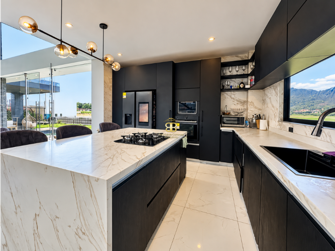 Casa de 6 alcobas en venta en Parcelas, Cota, 780 m² · foto 11 de 23