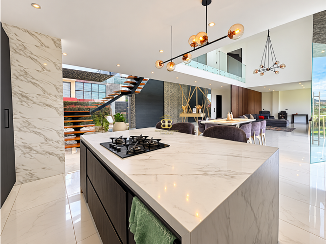 Casa de 6 alcobas en venta en Parcelas, Cota, 780 m² · foto 12 de 23