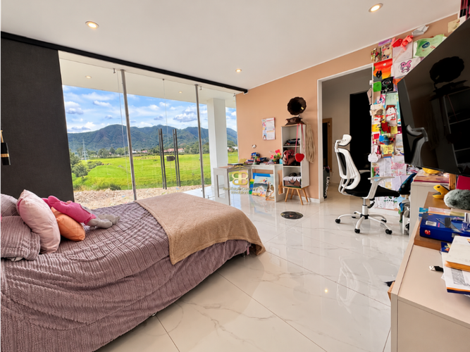 Casa de 6 alcobas en venta en Parcelas, Cota, 780 m² · foto 19 de 23