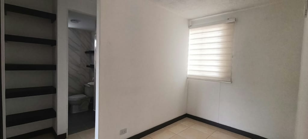 Apartamento de 2 alcobas en arriendo en Bochalema, Cali, 70 m² · foto 15 de 21