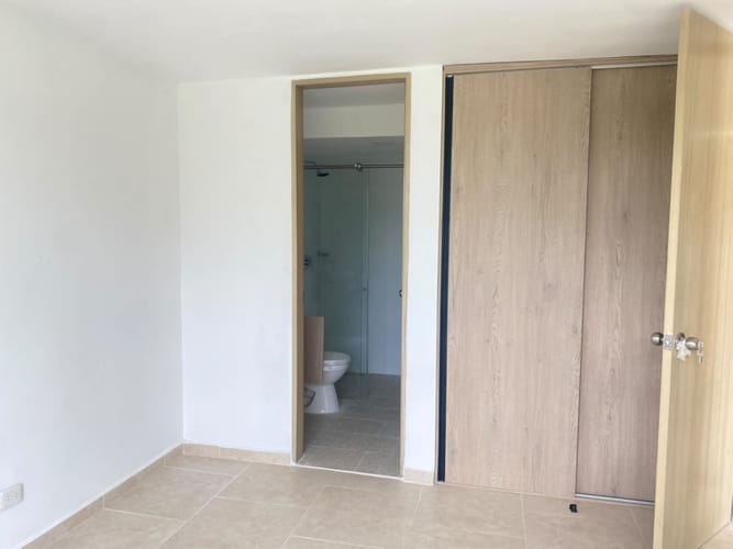 Apartamento de 2 alcobas en arriendo en El Faro, Rionegro, 63 m² · foto 4 de 11