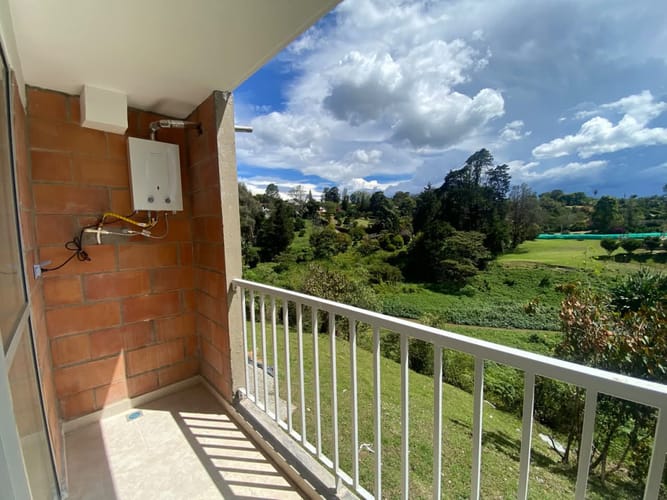 Apartamento de 2 alcobas en arriendo en El Faro, Rionegro, 63 m² · foto 10 de 11