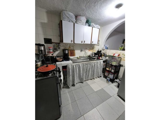 Casa de 8 alcobas en venta en La Nueva Base, Cali, 210 m² · foto 4 de 21
