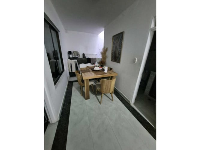 Casa de 8 alcobas en venta en La Nueva Base, Cali, 210 m² · foto 12 de 21