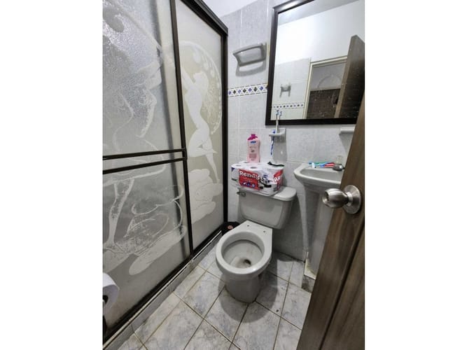 Casa de 8 alcobas en venta en La Nueva Base, Cali, 210 m² · foto 20 de 21