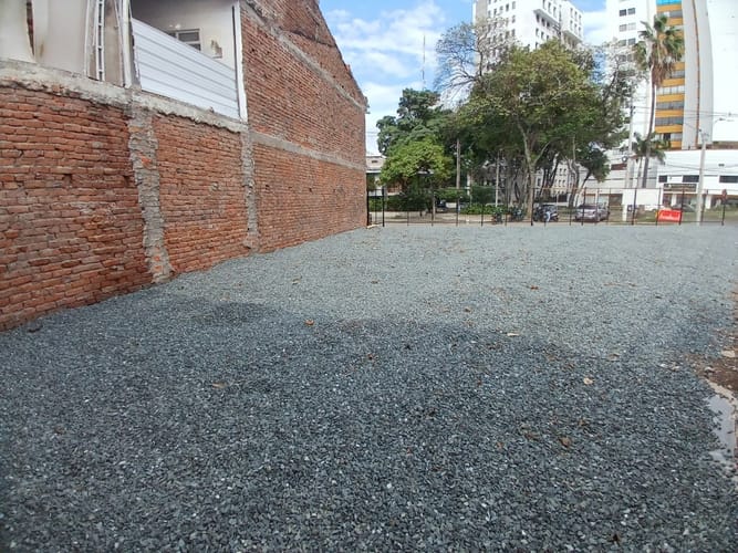 Lote en venta en Tequendama, Cali, 325 m² · foto 4 de 19