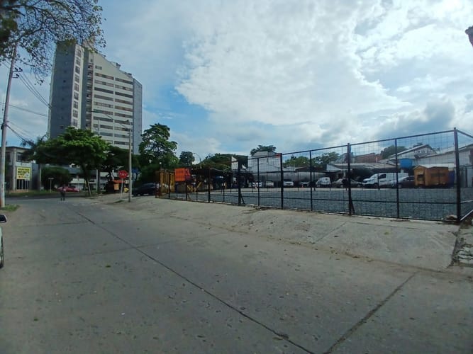 Lote en venta en Tequendama, Cali, 325 m² · foto 12 de 19