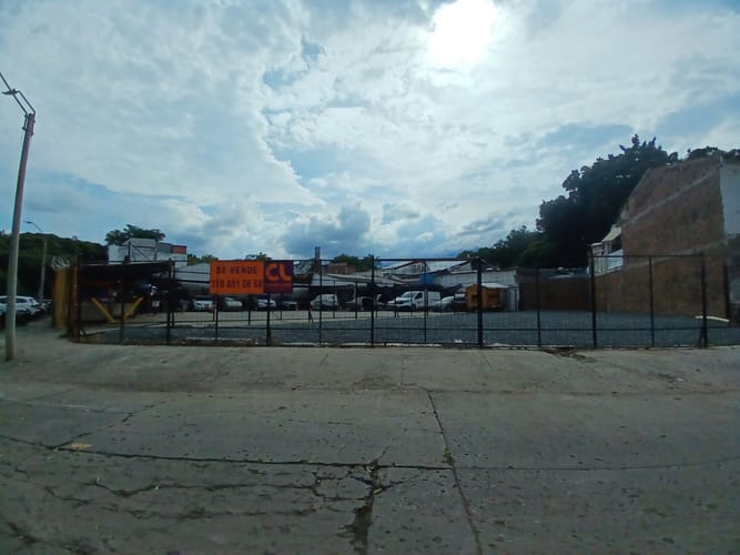 Lote en venta en Tequendama, Cali, 325 m² · foto 18 de 19