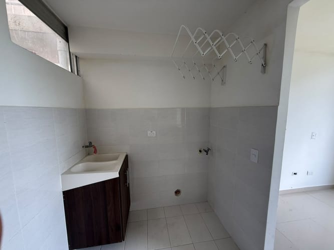 Apartamento de 3 alcobas en arriendo en San Isidro, Jamundí, 50 m² · foto 8 de 14