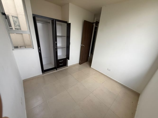Apartamento de 3 alcobas en arriendo en San Isidro, Jamundí, 50 m² · foto 13 de 14