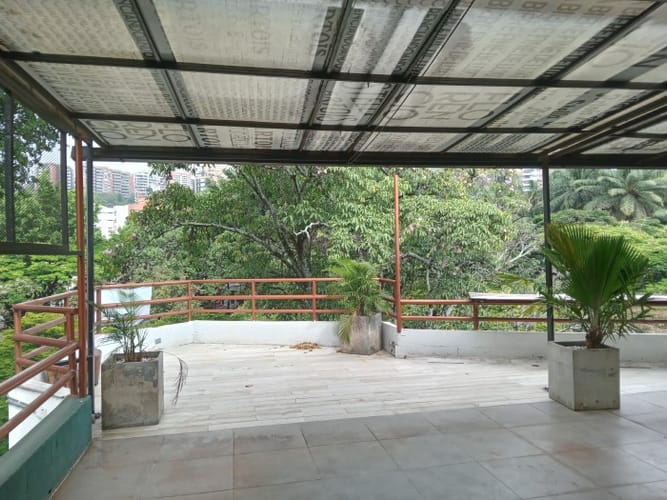 Local en arriendo en Cristales, Cali, 154 m² · foto 4 de 6