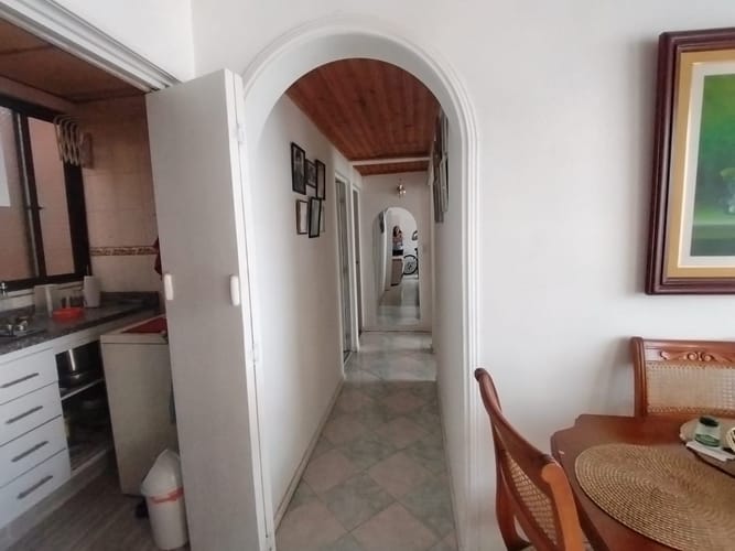 Apartamento de 3 alcobas en venta en Almendros, Bogotá, 50 m² · foto 3 de 19