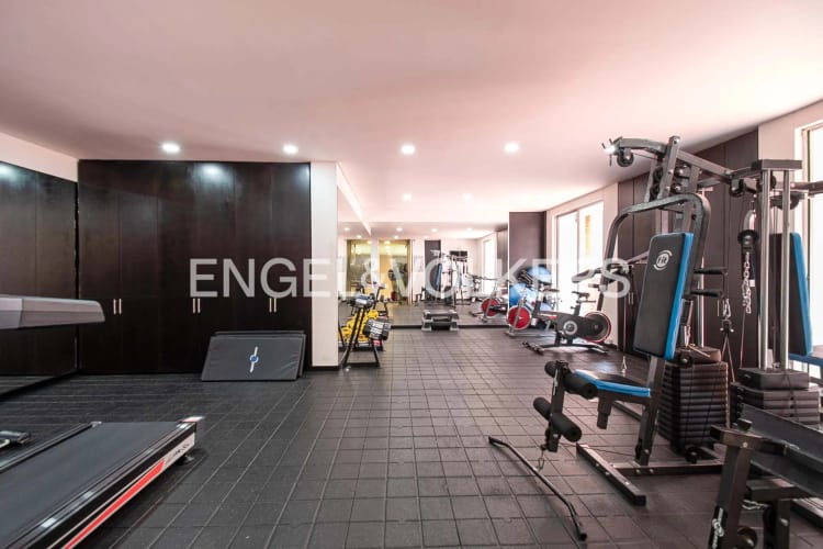 Apartamento de 3 alcobas en venta en Los Rosales, Bogotá, 193 m² · foto 17 de 18