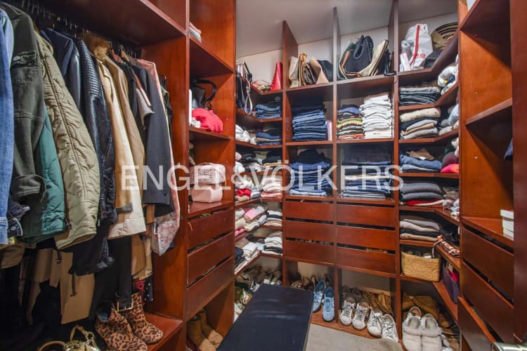 Apartamento de 3 alcobas en venta en Los Rosales, Bogotá, 193 m² · foto 15 de 18