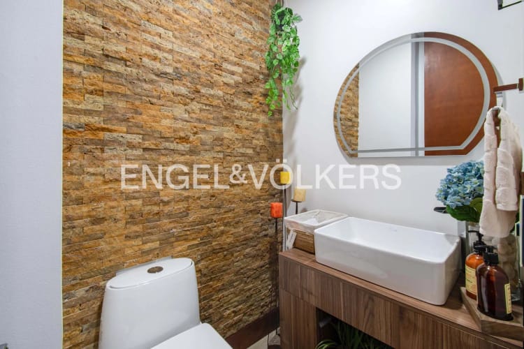 Apartamento de 3 alcobas en venta en Los Rosales, Bogotá, 193 m² · foto 7 de 18