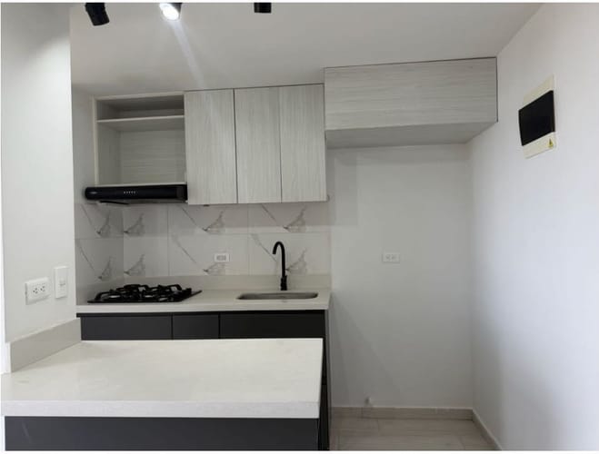 Apartamento de 2 alcobas en arriendo en Fontibon, Rionegro, 63 m² · foto 2 de 10