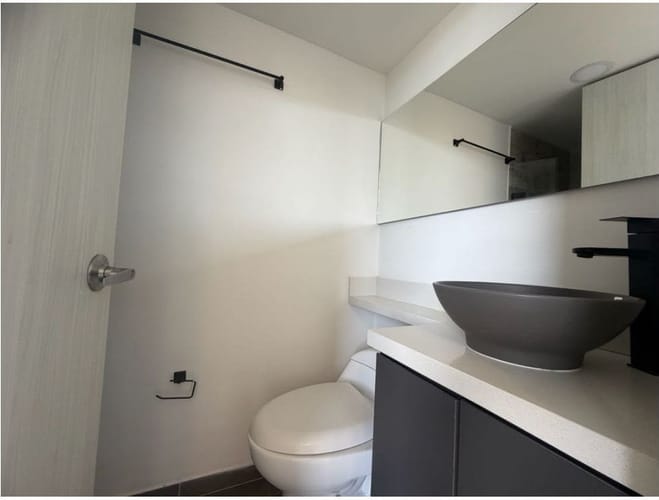 Apartamento de 2 alcobas en arriendo en Fontibon, Rionegro, 63 m² · foto 4 de 10