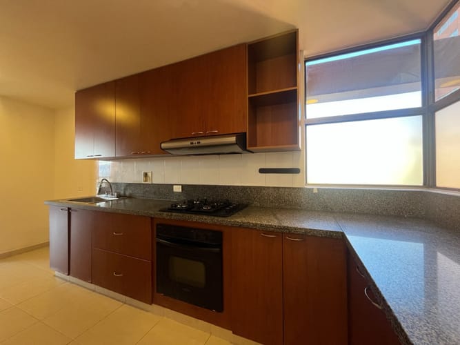 Apartamento de 3 alcobas en venta en La Florida, Medellín, 130 m² · foto 6 de 11