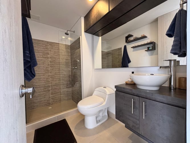Apartamento de 2 alcobas en venta en Cedritos, Bogotá, 88 m² · foto 15 de 24