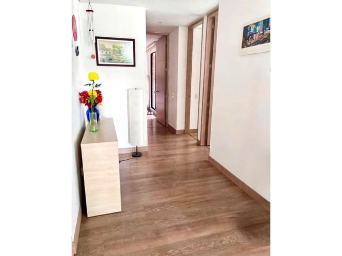 Apartamento de 2 alcobas en venta en Colina Campestre, Bogotá, 91 m² · foto 8 de 9