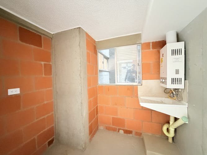 Apartamento de 3 alcobas en venta en La Prosperidad, Madrid, 58 m² · foto 4 de 17